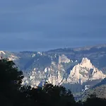 Masia De La Serra De La Cogulla Peñarroya de Tastavins