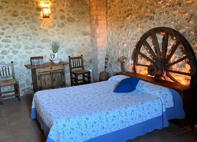 Masia De La Serra De La Cogulla Peñarroya de Tastavins