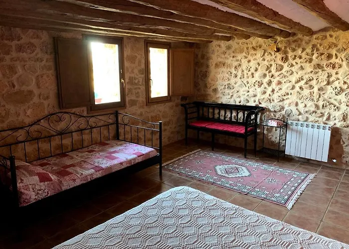 Masia De La Serra De La Cogulla Peñarroya de Tastavins