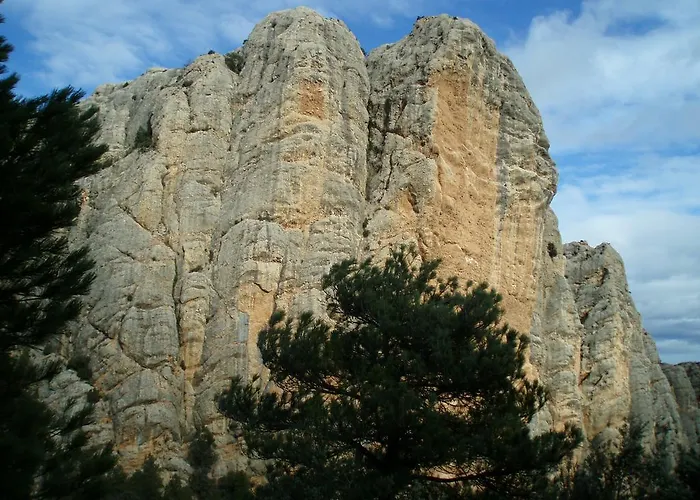 Masia De La Serra De La Cogulla Lantställe Peñarroya de Tastavins