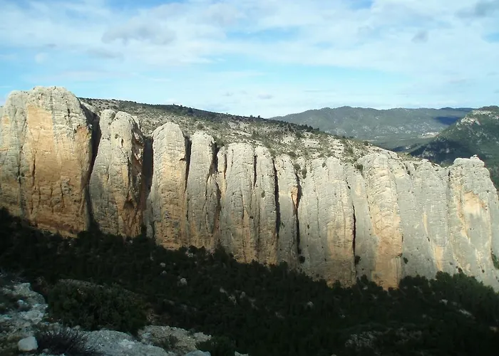 Masia De La Serra De La Cogulla Peñarroya de Tastavins
