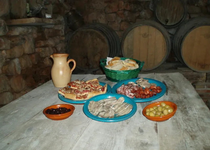 Masia De La Serra De La Cogulla * Peñarroya de Tastavins