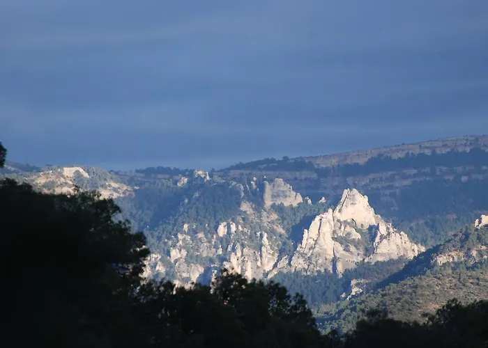Masia De La Serra De La Cogulla Peñarroya de Tastavins
